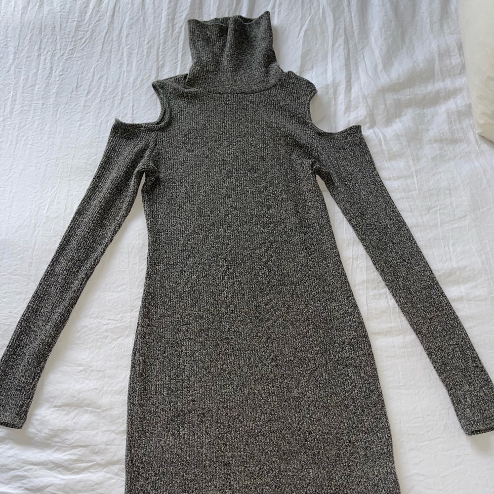 Turtle neck Cold Shoulder Knit dress